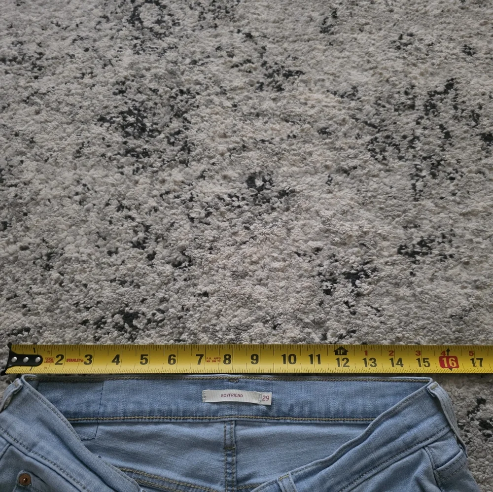 Levi's Boyfriend Lightwash Jeans Womens 29